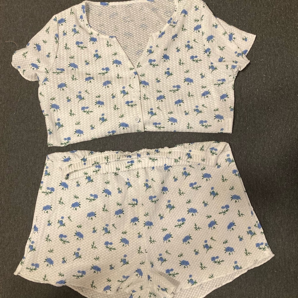 Ditsy Floral Set